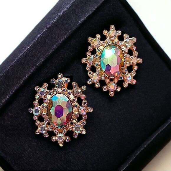 Aurora Borealis Rhinestone Gold Tone Stud Earrings NWT - Picture 1 of 4